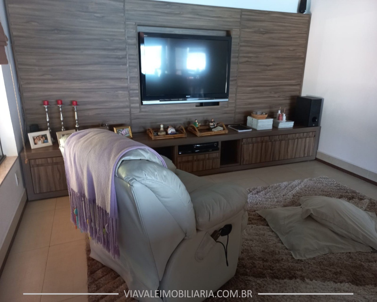 Casa/Chácara 1.100m² Pé na Água - Foto 3